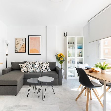 Wintowinrentals Quiet Apartment, Good Location, Free Parking Malaga Ngoại thất bức ảnh
