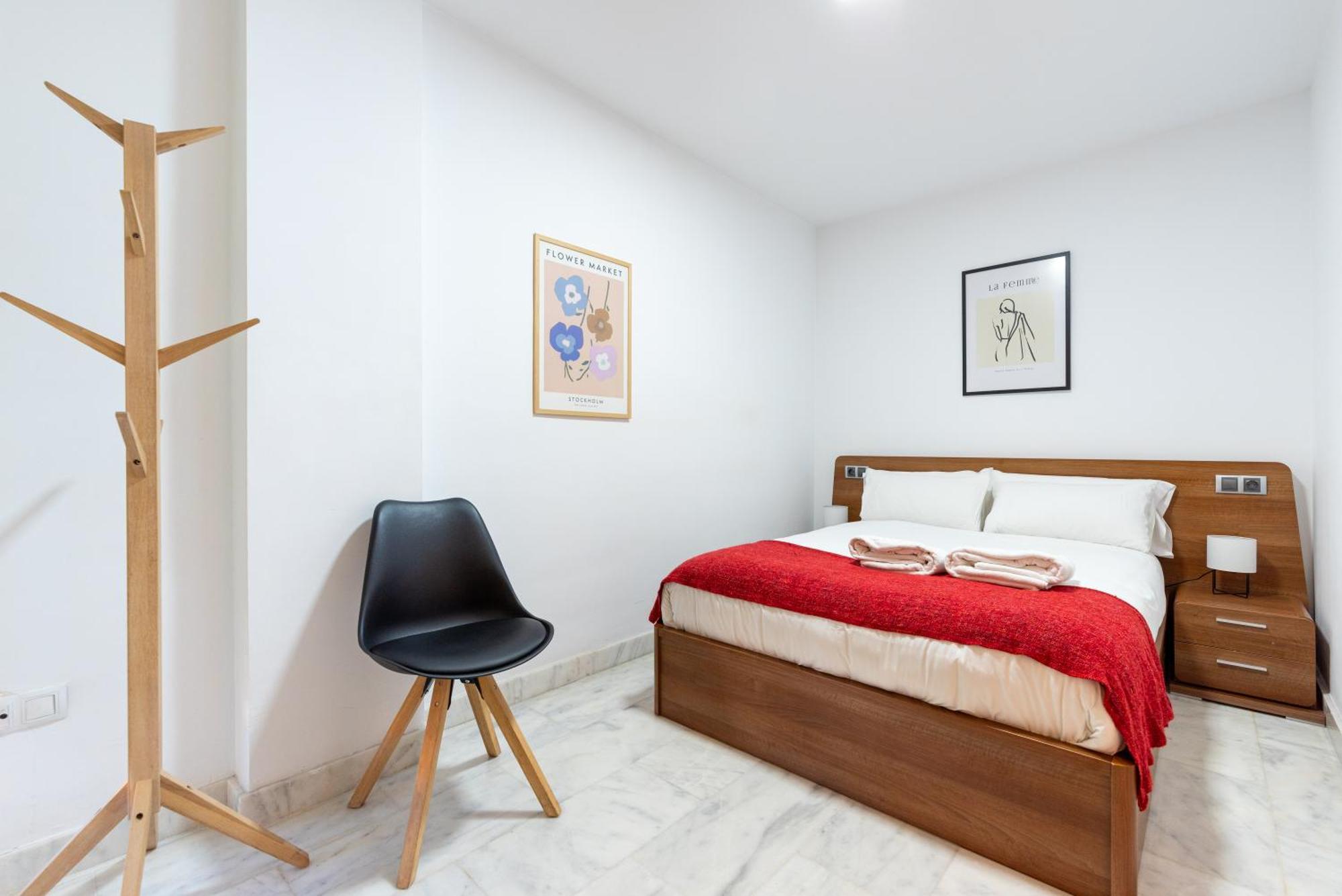 Wintowinrentals Quiet Apartment, Good Location, Free Parking Malaga Ngoại thất bức ảnh