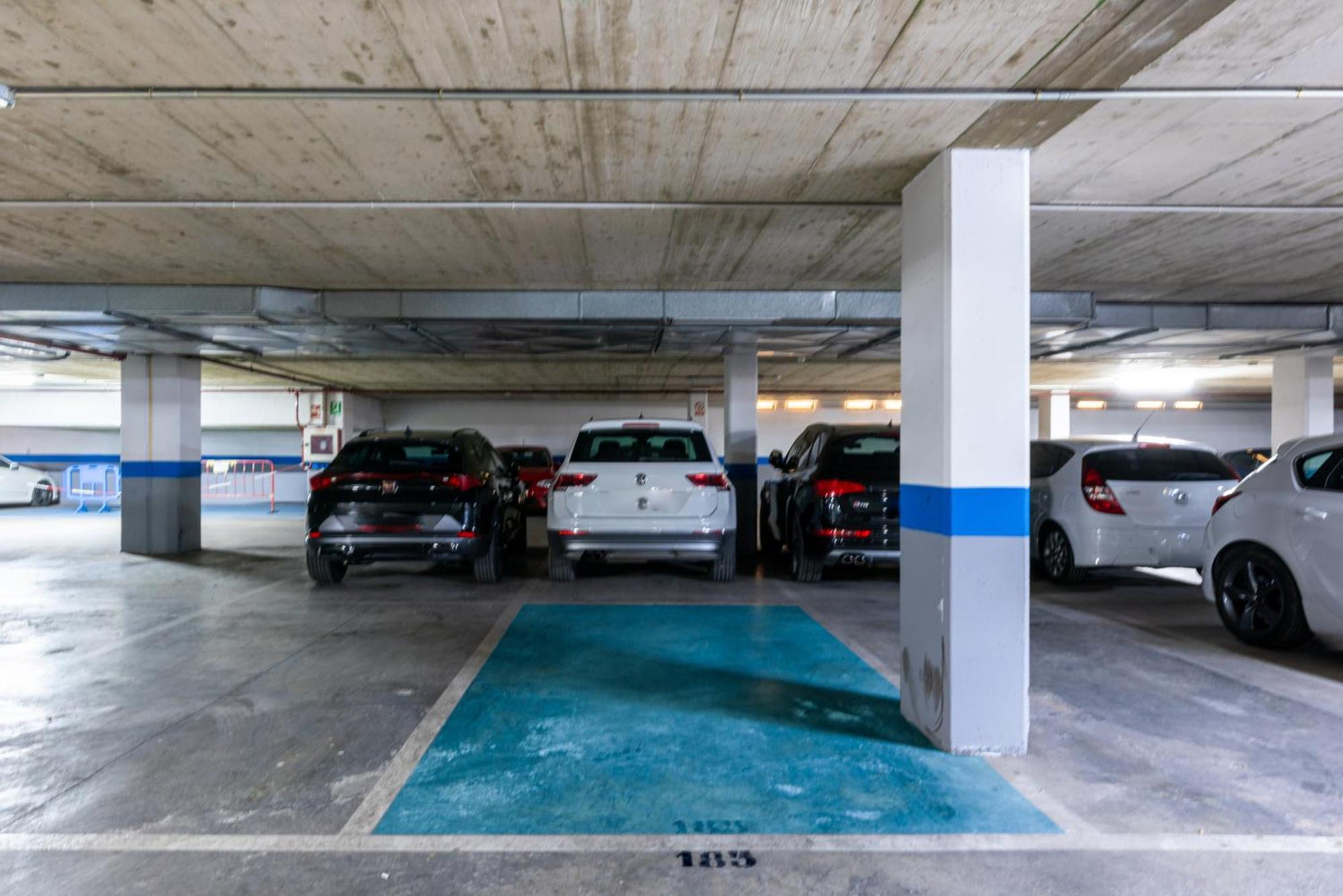Wintowinrentals Quiet Apartment, Good Location, Free Parking Malaga Ngoại thất bức ảnh