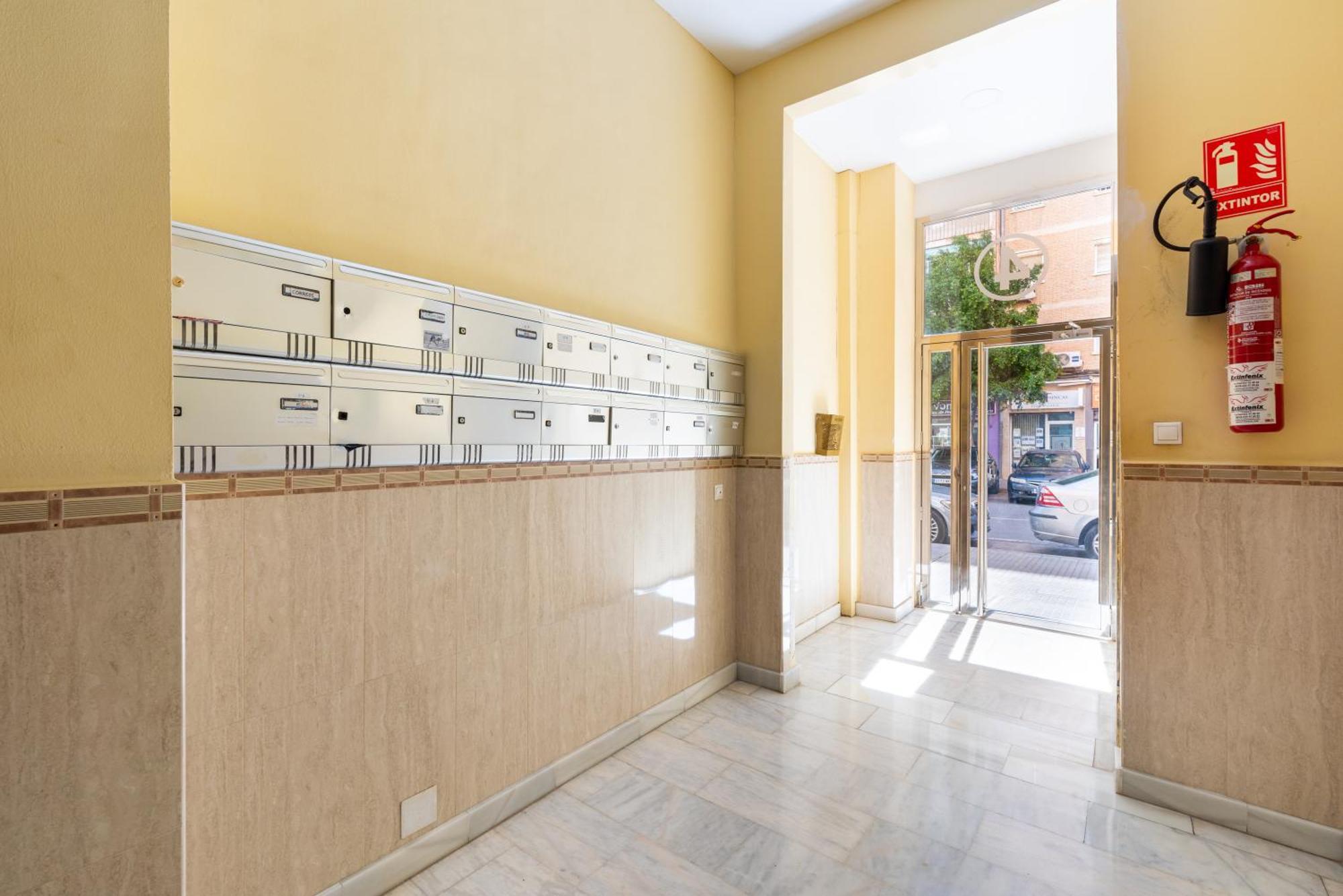 Wintowinrentals Quiet Apartment, Good Location, Free Parking Malaga Ngoại thất bức ảnh