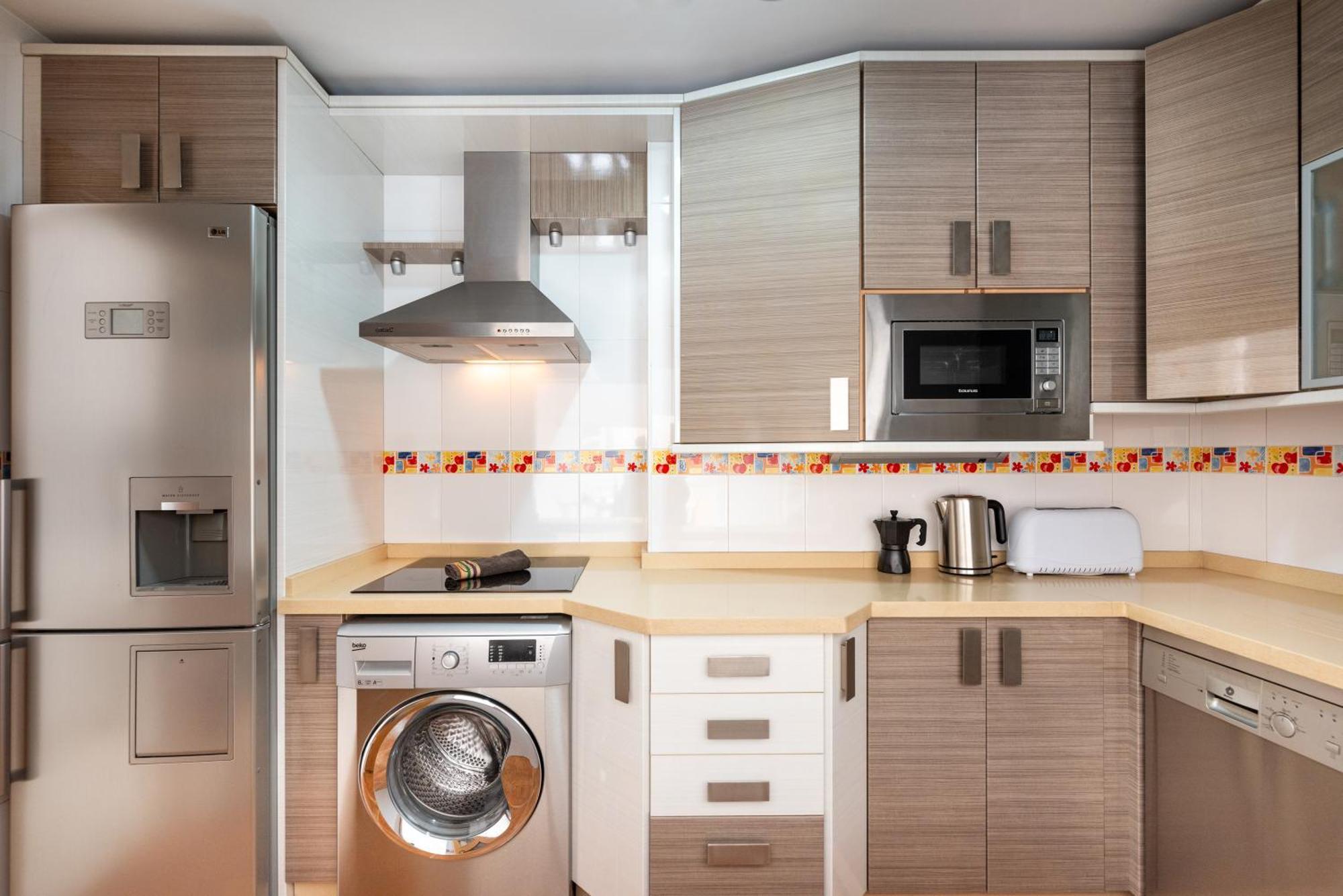 Wintowinrentals Quiet Apartment, Good Location, Free Parking Malaga Ngoại thất bức ảnh