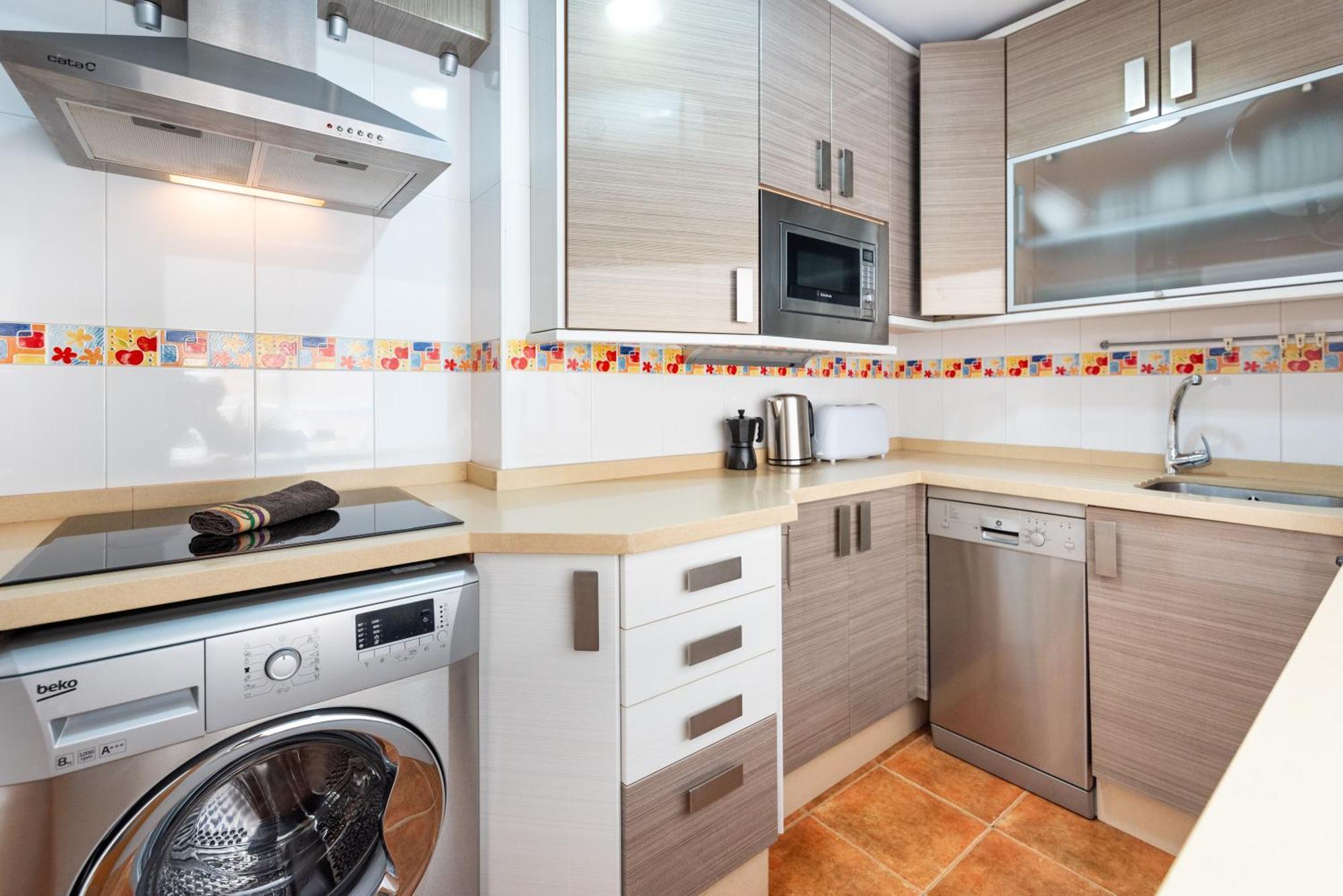 Wintowinrentals Quiet Apartment, Good Location, Free Parking Malaga Ngoại thất bức ảnh